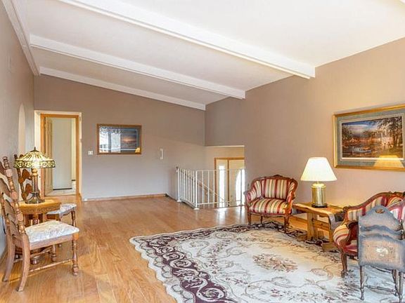 3rd image of 263 Oakwood Dr SE