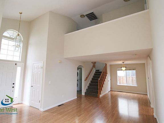 3rd image of 645 San Gabriel Ave