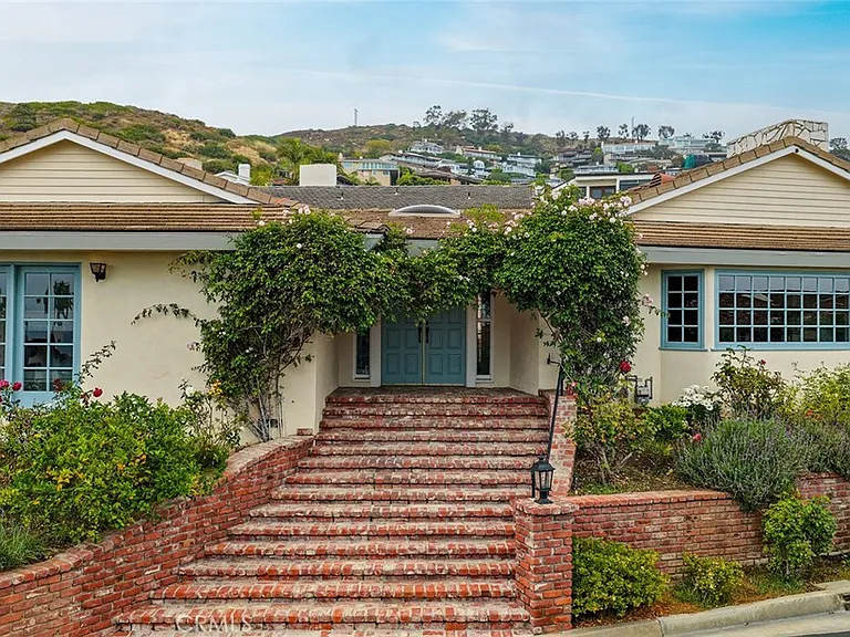 905 Emerald Bay — Photo 1