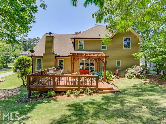 3rd image of 1029 Sunny Field Ln