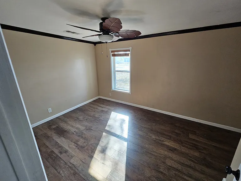 2907 Irma Dr — Photo 32