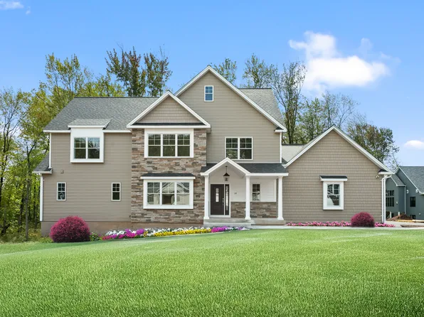 8 18 Stella Drive, Wethersfield, CT 06109