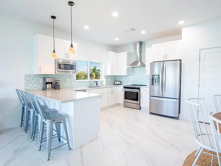 152 Avenue D — Photo 19