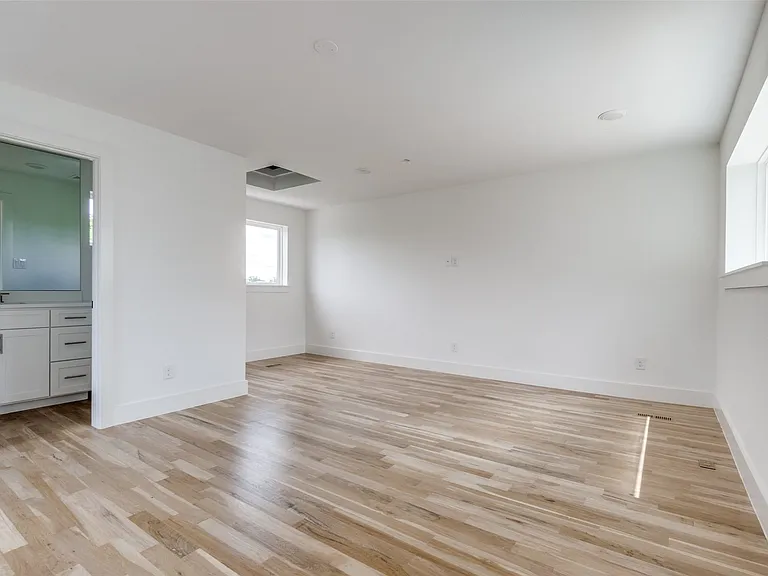 1612 Grigsby Ave #102 — Photo 22