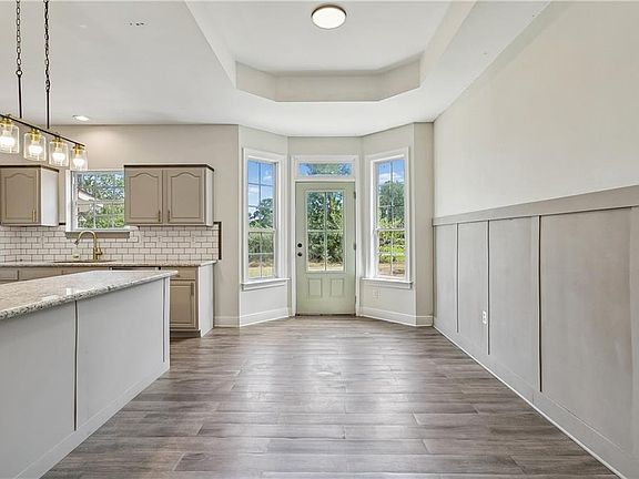 3rd image of 17156 Million Dollar Rd
