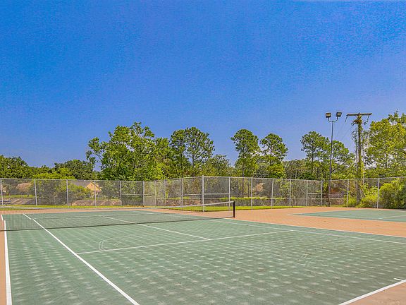Fairway-View-II_2245-College-Dr_II-2039570_PHO-11