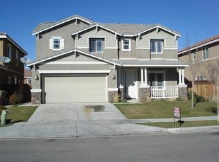 13258 Sunland St, Oak Hills, CA 92344
