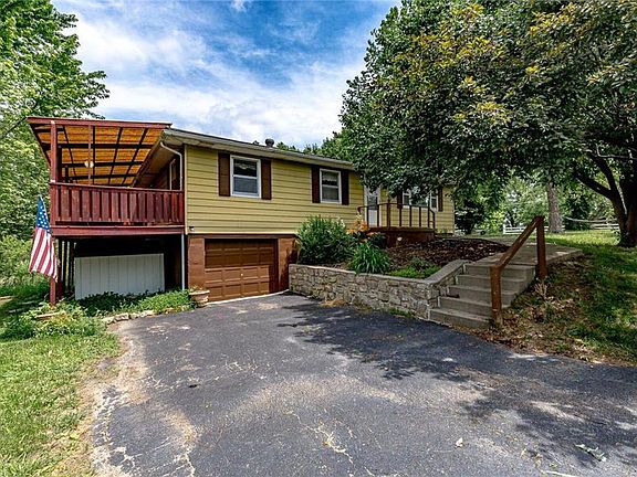 3rd image of 3414 N 73rd Dr