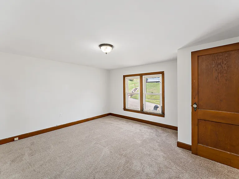 219 Douglas Ave — Photo 19