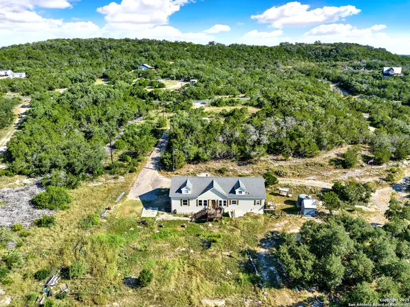 683 County Road 242, Hondo, TX 78861