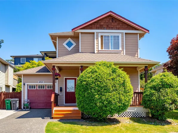 4021 Blackberry Ln, Saanich, BC V8X 5J4