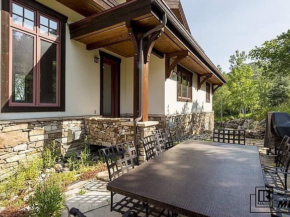 4th image of 2275 Bear Dr