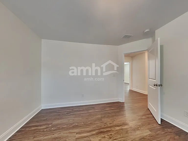 320 Azore Way — Photo 23
