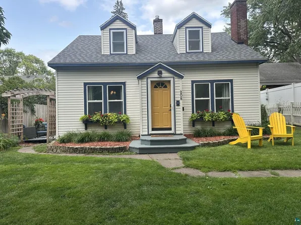 208 Chestnut St, Cloquet, MN 55720