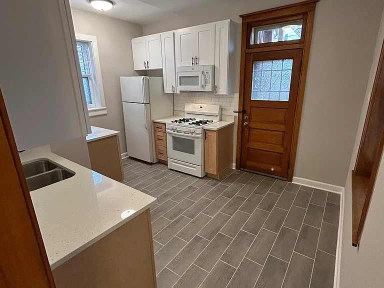 1458 W Edgewater Ave — Photo 18