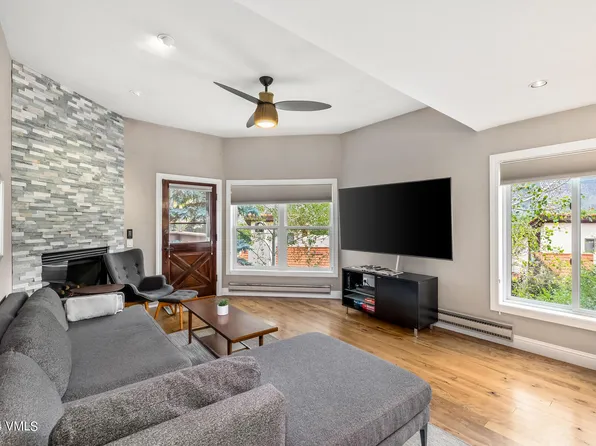 411 Eagle Dr #14, Avon, CO 81620