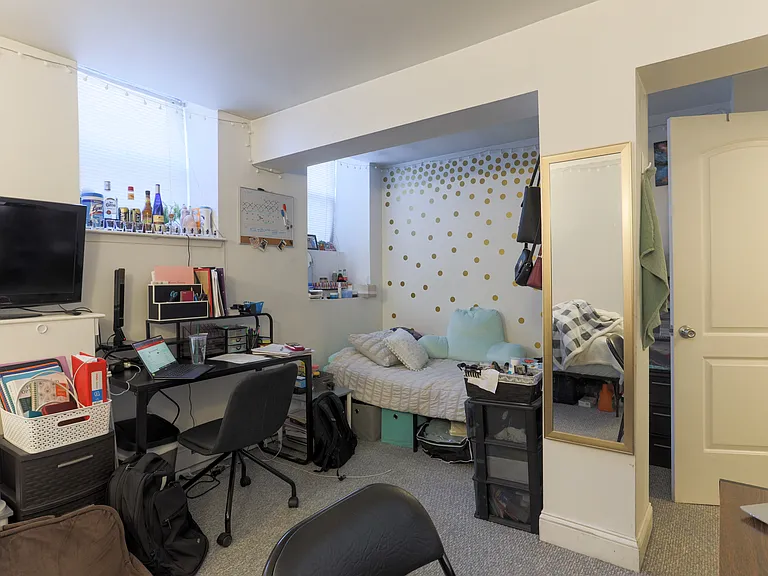 722 Columbus Ave #1 — Photo 7