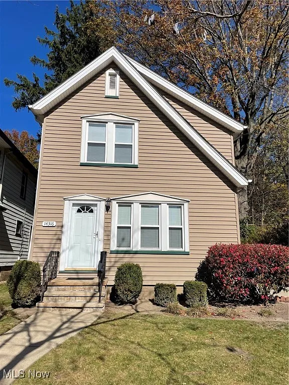 14316 Garfield Ave photo 1