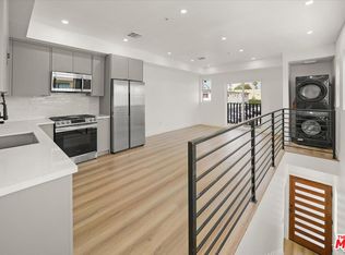 910 N Hudson Ave #A, Los Angeles, CA 90038