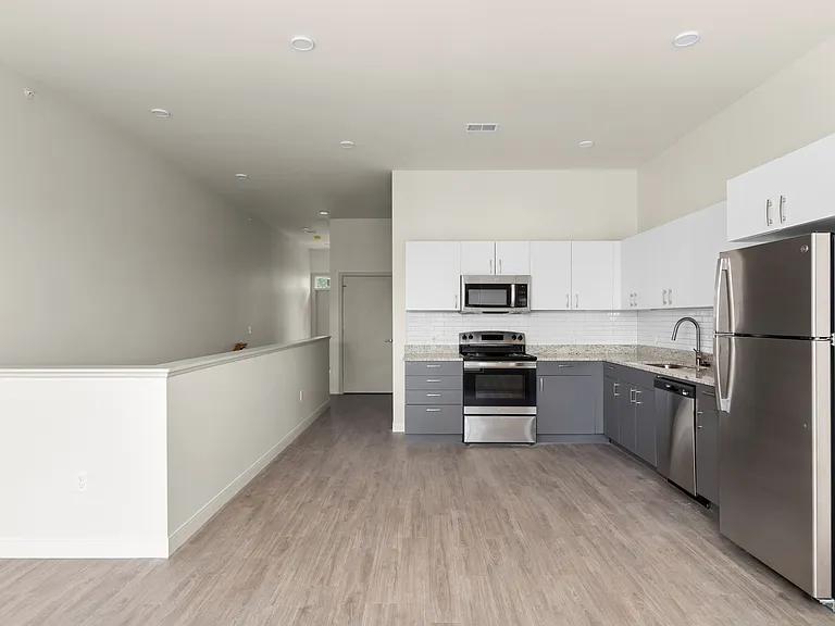 4453 Vista Ave #1 — Photo 7