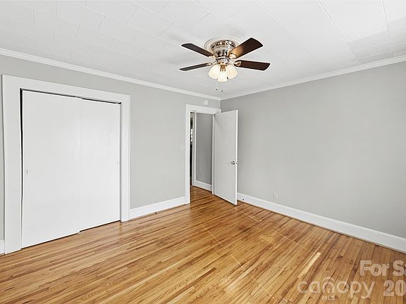 2nd image of 156 Wilson St NE #4