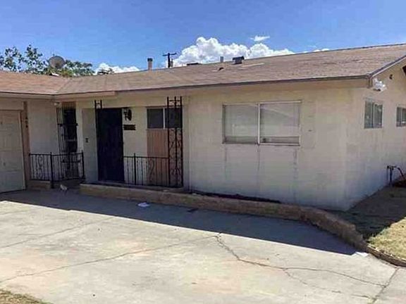 3rd image of 408 Karin St
