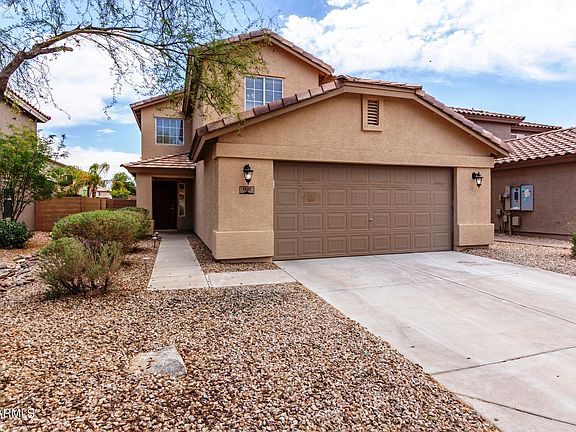 2nd image of 1121 E Desert Holly Dr