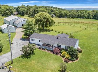 272 Weinsteiger Rd, Bechtelsville, PA 19505