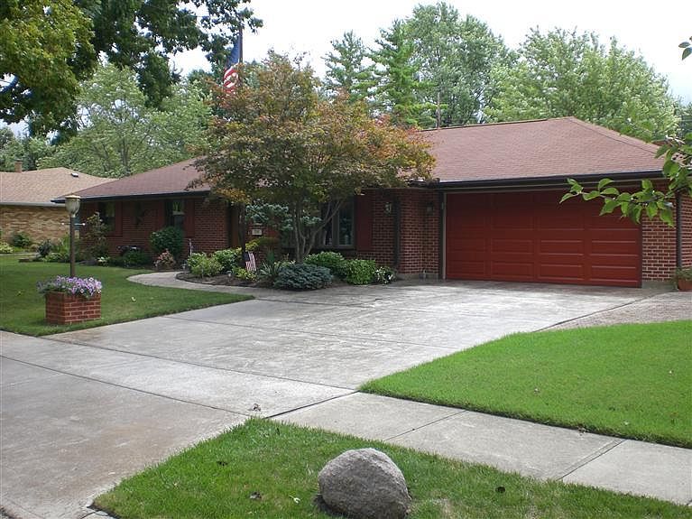 1st image of 2210 Bending Willow Dr