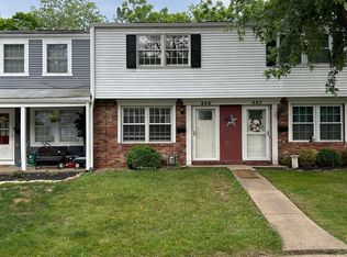 406 Hickory Cir, Canonsburg, PA 15317