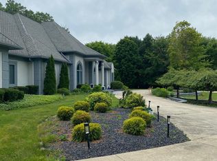 750 Bending Ct, Flushing, MI 48433