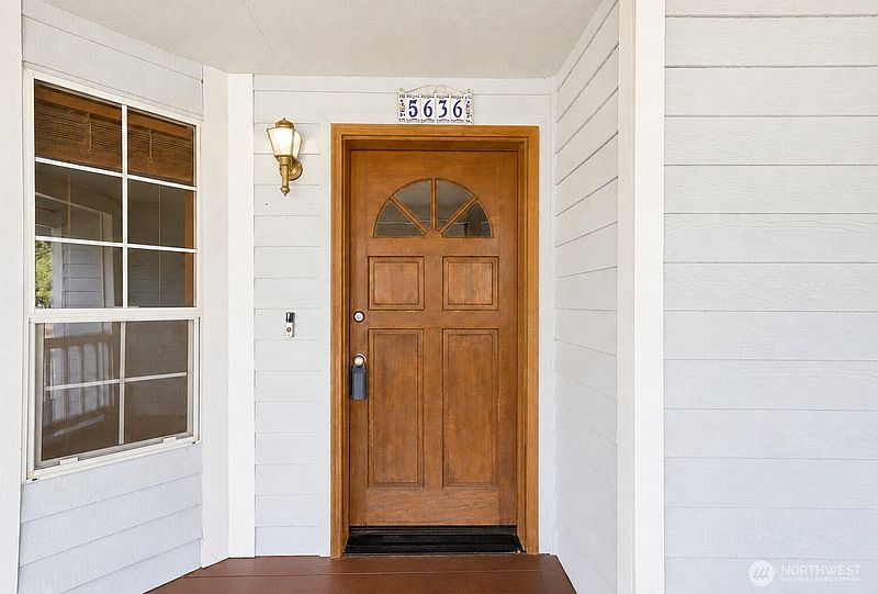 3rd image of 5636 Perdemco Avenue SE