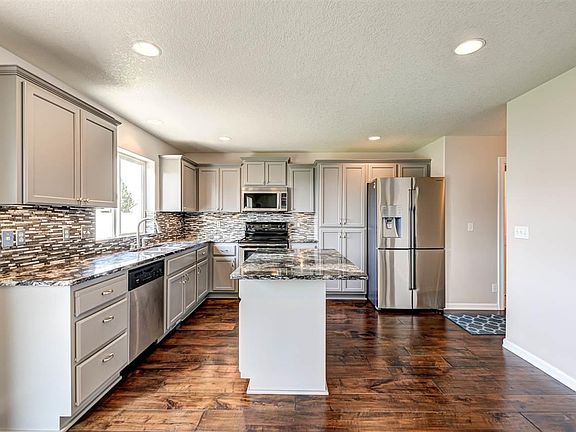 4th image of this home