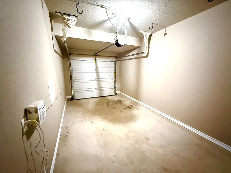 6406 Attucks Ln — Photo 19