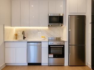 250 Union Ave #1F, Brooklyn, NY 11211