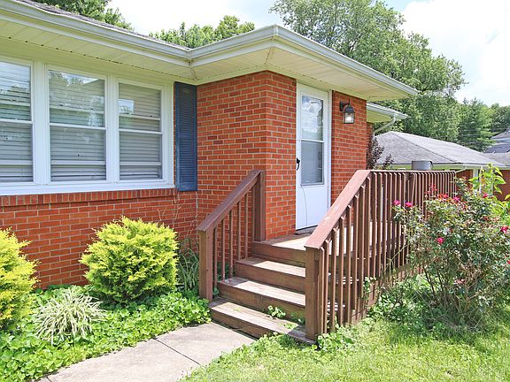 4th image of 352 Timothy Ave