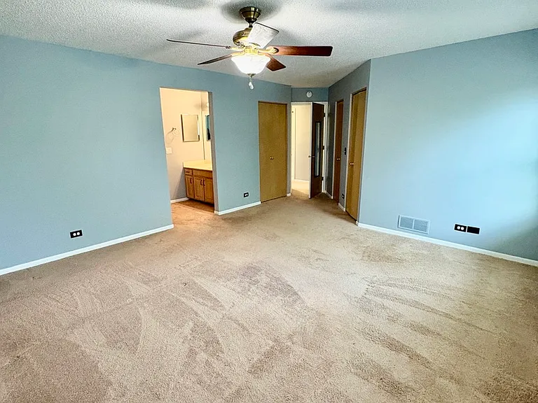 319 Deer Glen Way #2C — Photo 18