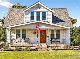 5227 Patterson Rd, Saint Louis, MO 63129