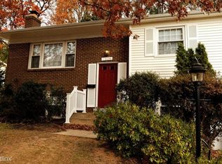 13654 Kingsman Rd, Woodbridge, VA 22193