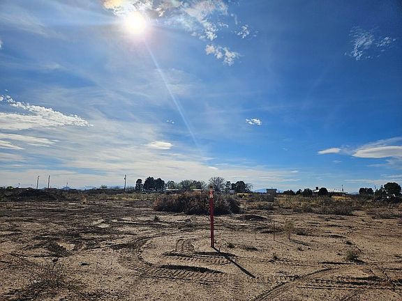 4th image of 5 Desert Star St