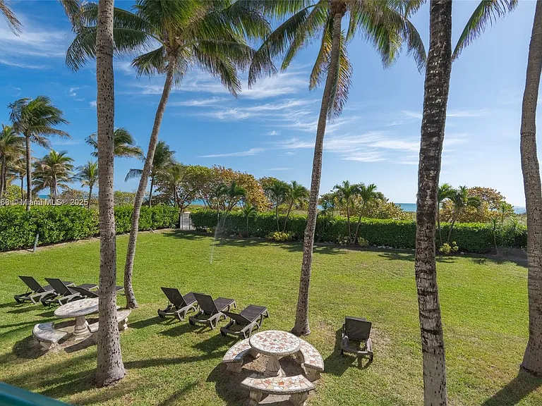9195 Collins Ave #1103 — Photo 24