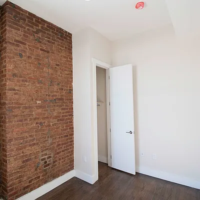 Rented by Nooklyn NYC LLC | media 38