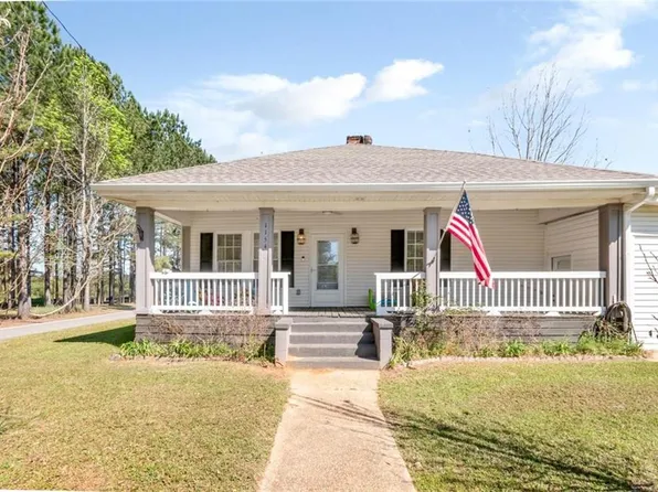 1154 Lowery Rd, Atmore, AL 36502