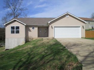 1029 Eastridge Dr, Pacific, MO 63069
