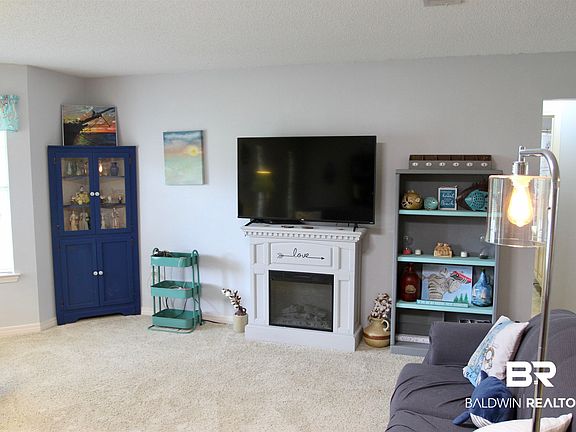 3rd image of 3097 Spanish Cove Dr N