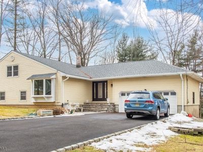 75 Hilltop Dr, Randolph, NJ, 07869