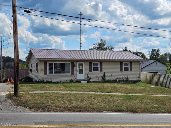 242 E Main St, Freeport, OH 43973
