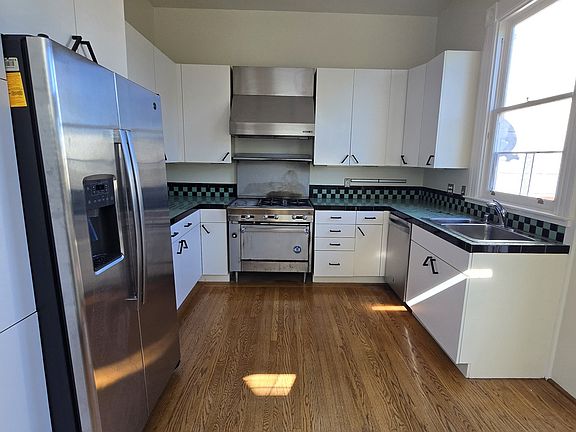 2nd image of 27 Walter St