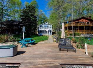 127 Hillside Dr, Locust Grove, VA 22508