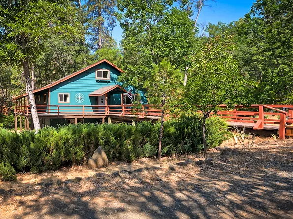 805 E Weaver Creek Rd, Weaverville, CA 96093